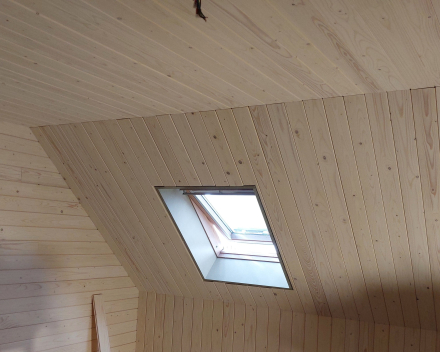 zolder planchettes in den